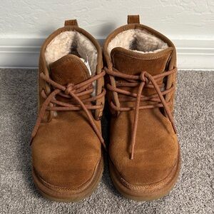 UGG Men's Neumel Suede Chukka boots